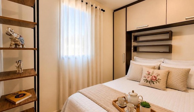 Apê elegante com ar-cond, vaga e ótima localização