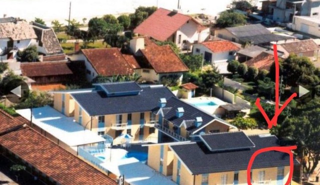 AP com Piscina em Porto Belo