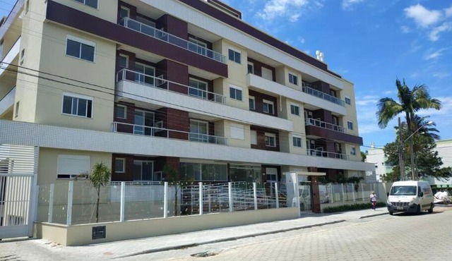 AP PRAIA DE CANASVIEIRAS ÓTIMA LOCALIZAÇÃO
