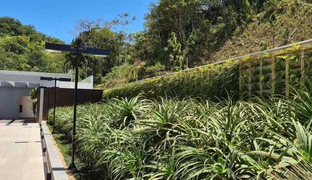 Apart Modern, airy, amazing view of the sea and Atlantic rainforest and Bal. Camboriu.
