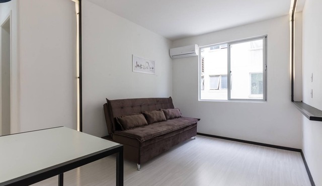 Apartamento com Estilo Único Junto a Beira Mar de Florianópolis