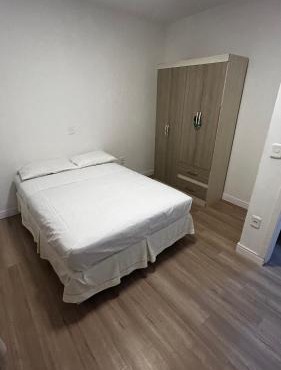 Apartamento à 100 metros do mar - Meia Praia