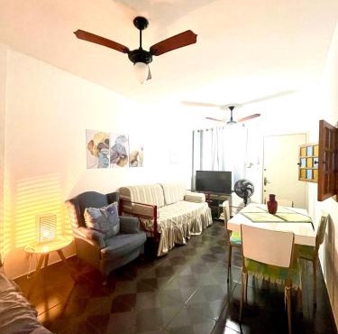 Apartamento 412B com varanda e vista