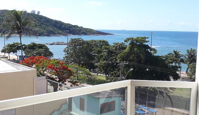 Apartamento a Beira Mar em Setiba Guarapari