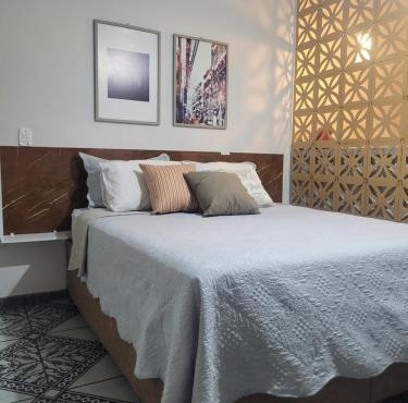 Apartamento a uma quadra do mar - Bairro Itapuã - Ar Condicionado