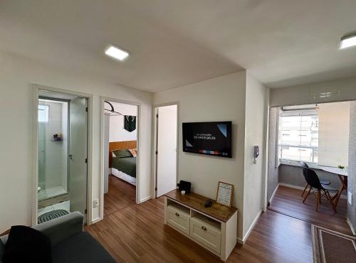 Apartamento aconchegante e moderno com varanda na Rua Guaicurus