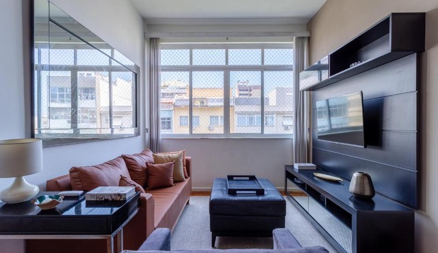 Apartamento com Garagem a 400m da Praia de Ipanema