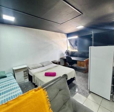 Apartamento com Varanda