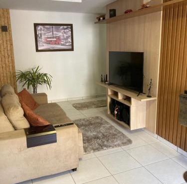 Apartamento COMPLETO, Próximo ao Centro, Arena Condá e Hospital Regional