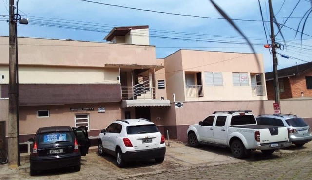 Apartamento Cond. Privê em Caiobá 2 quadras da beira mar próximo ao Restaurante Casa do Camarão