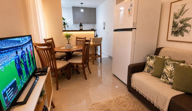 Apartamento Confortável em Campo Largo, Perto de Hospitais, BRs e Outlet City com Lava e Seca