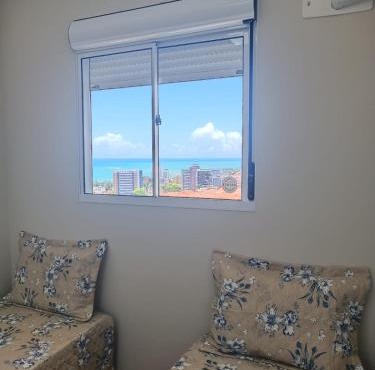 Apartamento de 2 Quartos em Maceió com Vista Panorâmica do Mar