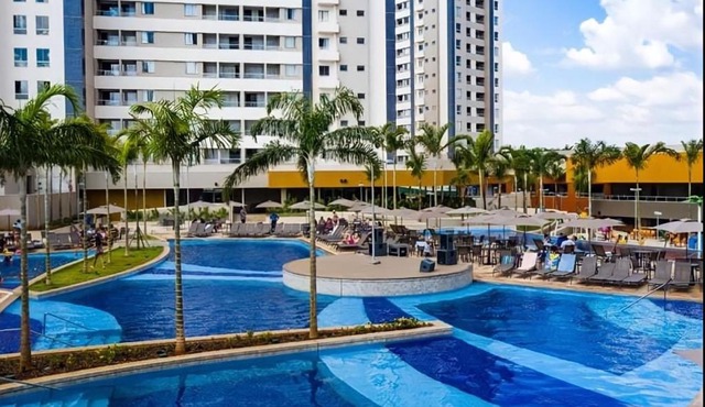 Apartamento dentro de resort próximo do Thermas dos Laranjais