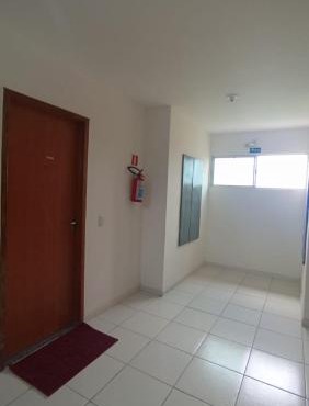 Apartamento dois quartos com uma suíte