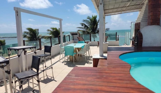 Apartamento Duplex beira Mar