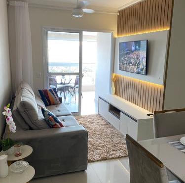 Apartamento em Bertioga com varanda gourmet Brisas da enseada