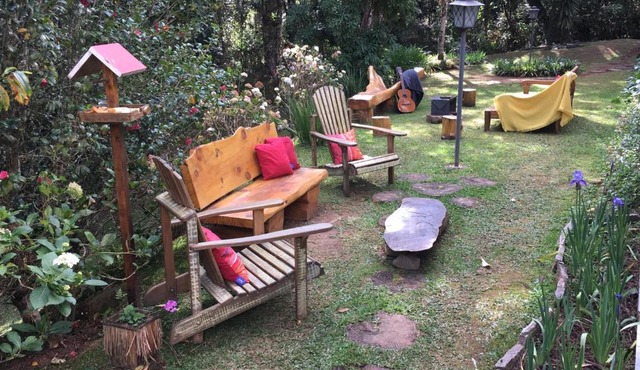 Apartamento em Condomínio Campos do Jordão