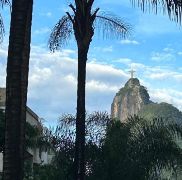 Apartamento em frente ao Shopping Botafogo