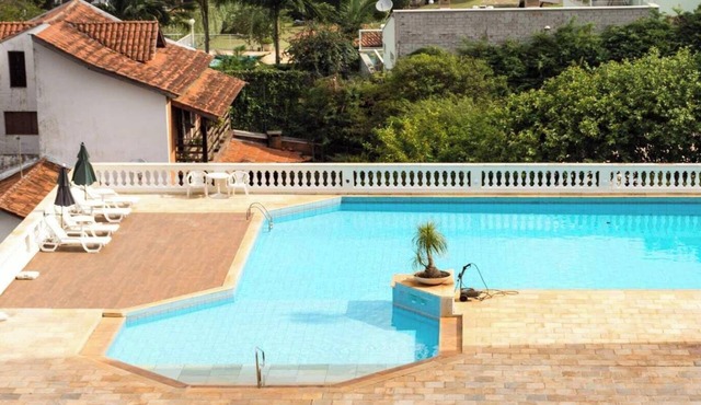 Apartamento em Serra Negra com Vista para o Lago