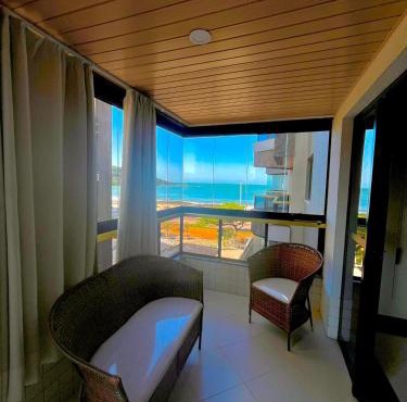 Apartamento familiar com vista para o mar em Guarapari Praia do Morro, frente ao Marlim!