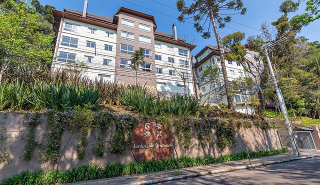 Apartamento Jardim da Serra IMPECÁVEL em Gramado
