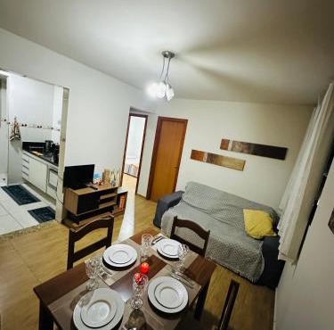 Apartamento mobiliado em ótima localização