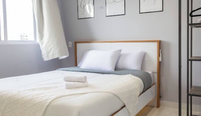 APARTAMENTO NOVO DE 2 QUARTOS, A APENAS 10 MINUTOS A PÉ DA PRAIA