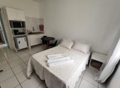 Apartamento Reformado no Centro com Ar, Tudo Novo!