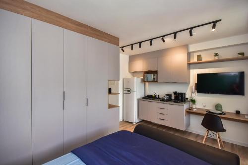 Apartamento Studio Novo Completo ao lado Metrô Giovanni