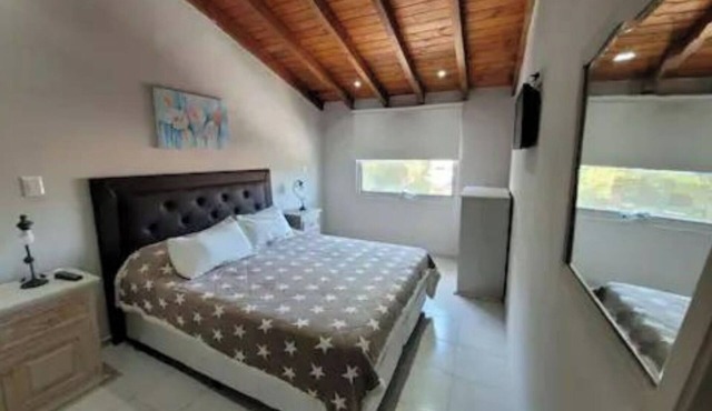 Apartment 1-Top Floor-Manantiales Residence