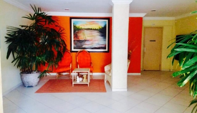 Apartment for 8 people near Central Beach