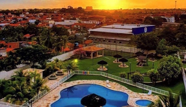 Apartment in a secure and comfortable condominium.