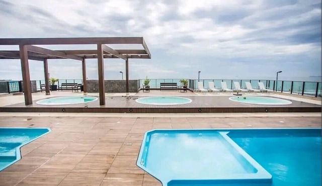 Apartment in comfort club condominium right on the sand