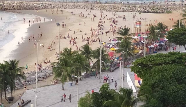 Apartment in Praia de Iracema side sea view