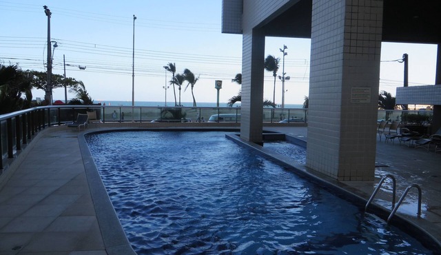 Apartment opposite the sea and the end-of-year show!