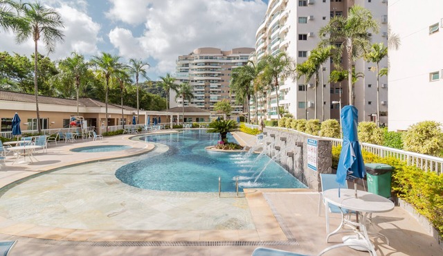 Apartment with balcony in Recreio | SA907