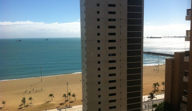 Apartment with ocean view, Iracema Beach