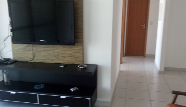 Apartment with tranquility and simplicity in prime neighborhood close to everything.
