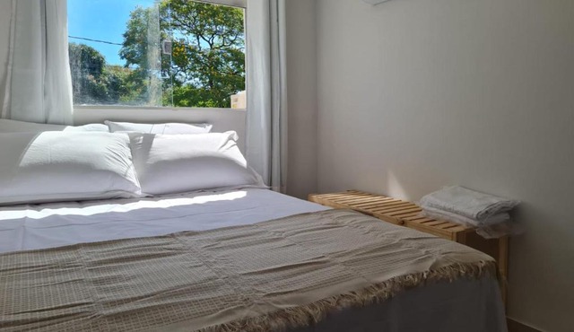 Apt 17 com 2 suítes com ar cond
