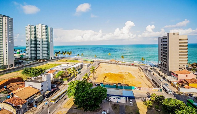 Apto a 180m da Praia de Cruz das Almas - Maceió/AL