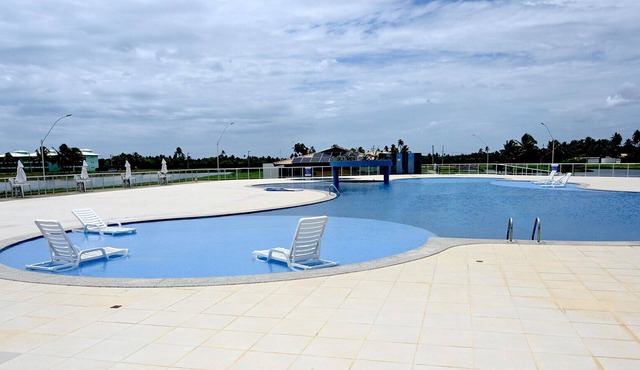 Apto com Wi-Fi, piscina e lazer em Estância/SE