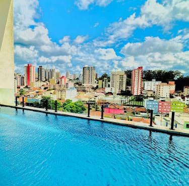 APTO TESLA Novo,com Piscina e Ar condicionado