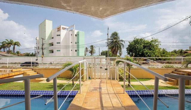 Aptos em Cond. c/Piscina a 1 Quadra da Praia de Cumbuco - KVI