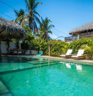 Atins - Vila Mani com piscina