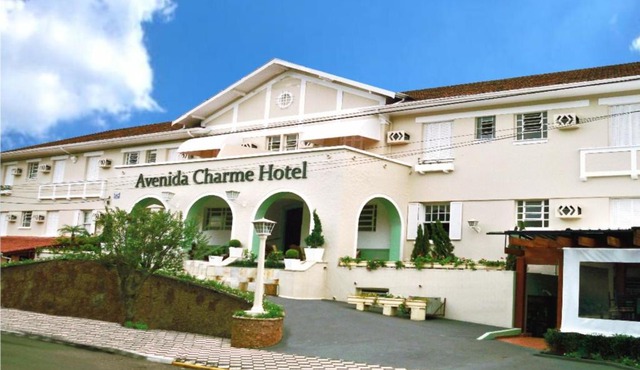 Avenida Charme Hotel