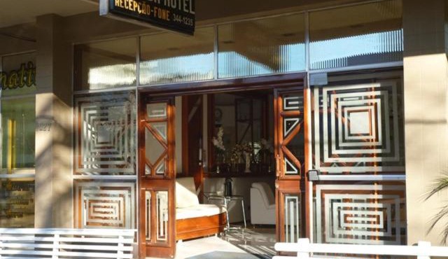Avenida Hotel