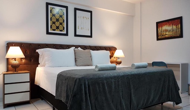 B & A Suites Inn Hotel - Quarto Luxo Âmbar