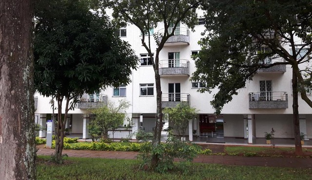 Balkony 407 - Três quartos Perto UNB