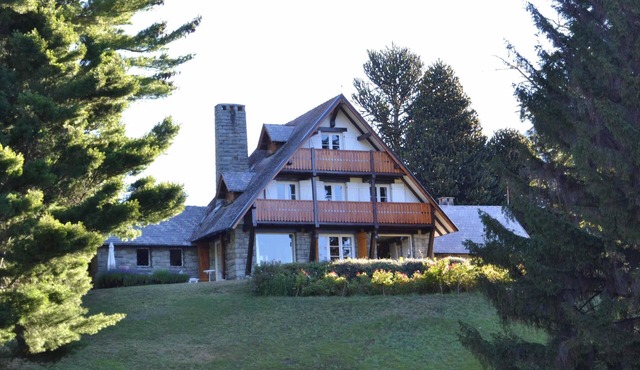 Bariloche Exclusive Lodge – Forest, Mountain and Lakeview