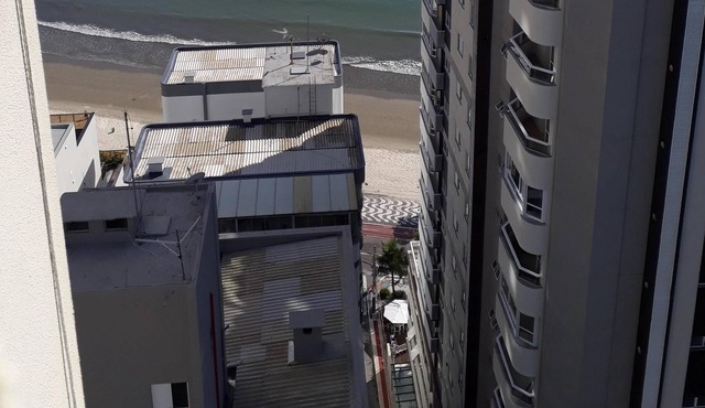Barra Sul 3 suites 10 pax 50m from the sea beautiful view beach with barbecue and wifi